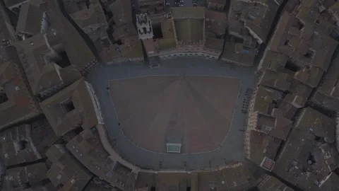 Aerial view of Piazza del Campo in Siena, Italy. Stock Footage 345654495