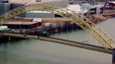 Aerial View of a Pittsburgh bridge over the Monongahela River Video stock 22281116