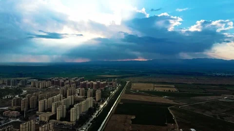 Aerial view of the plain and small town under Helan Mountain. Stock Footage 327179000