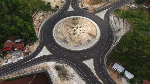 Aerial view of Planjan Roundabout, the southern ring road of Java Island. 스톡 동영상 321663644