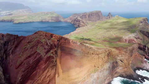 Aerial view of Ponta de So Loureno, the easternmost peninsula of Madeira. 스톡 동영상 336005126