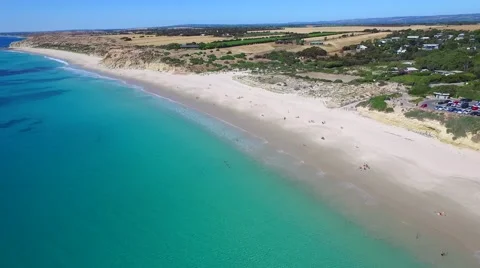 Aerial view of Port Willunga Tilt Down Видео 57981539