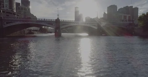 Aerial view of the Princes Bridge. Melbourne Australia. Vídeo Stock 78465249