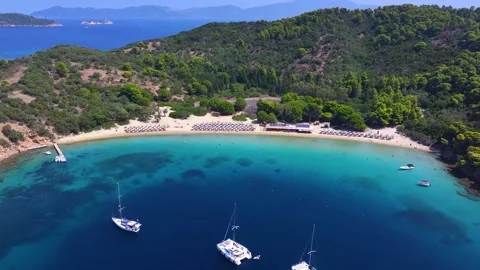 Aerial view of the pristine beach and turquoise sea at Tsougrias island 库存影片 294977502