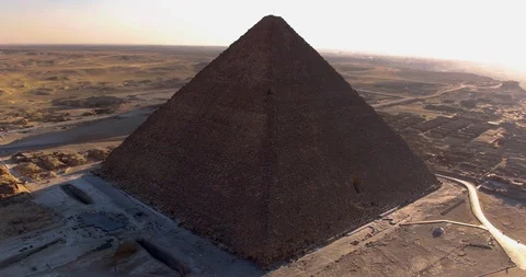 Aerial View Of The Pyramids in Egypt Vidéo 99521514