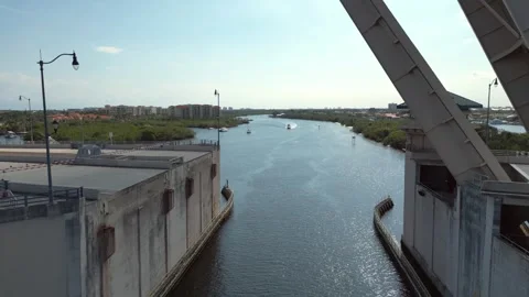 Aerial View of Raised Bascule Drawbridge in North Palm Beach Video stock 327762079