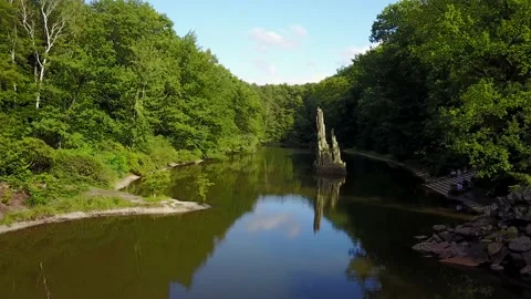 Aerial view of Rakotzbrucke Devil's Bridge in the park Kromlau, Saxony, Germany Vidéo 154880691