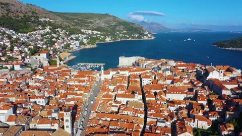 Aerial view of red rooftops of old town of Dubrovnik Video stock 149840466