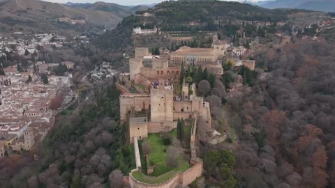 Aerial view of a renaissance palace inside a hilltop fortress 스톡 동영상 343324522
