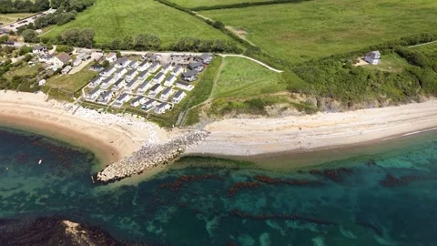 Aerial View of Ringstead Bay Along the Jurassic Coast in Dorset, England Vidéo 336253044