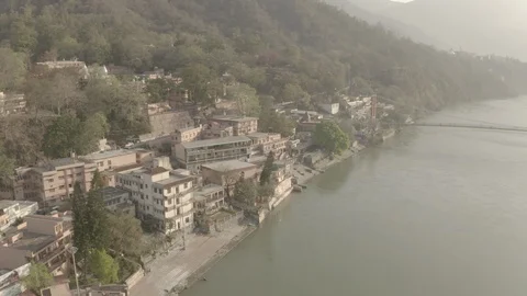 Aerial view on Rishikesh, India, 4k drone, ungraded/flat 库存影片 107684884