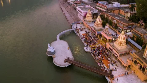 Aerial view on Rishikesh, India, 4k drone footage 스톡 동영상 109335836