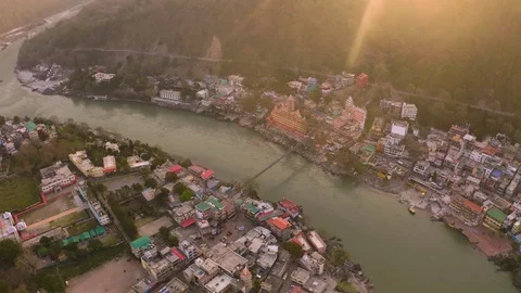 Aerial view on Rishikesh, India, 4k drone footage 스톡 동영상 109340372