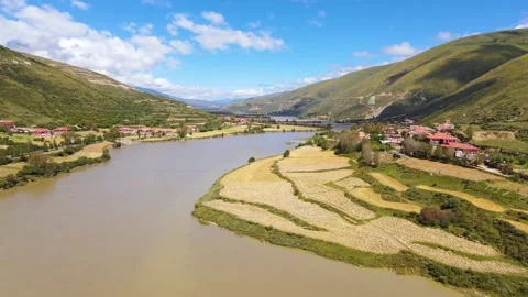 Aerial view of river bend terrace ancient town wide river valley panorama in Aba Video stock 337926339