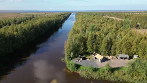 Aerial view of the river Temmesjoki in Liminka, Finland Stock-Footage 316892995