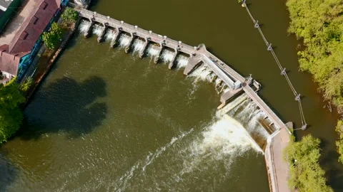 An aerial view of the River Thames as it crashes over Reading Weir  Stock Footage 193495462