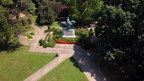 Aerial view of Robert E Lee Statue in Market Square Park Stock Footage 134909529