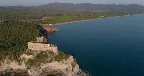 Aerial view of Rocchette cliff in the Tuscan Maremma in Italy 4K Vídeos de archivo 147123552