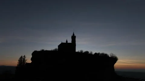 Aerial view, Rocher de Dabo, Vosges, France. Counterclockwise, silhouette. 库存影片 294027556