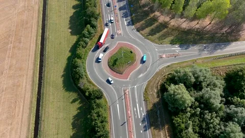 Aerial view of a roundabout. 스톡 동영상 275292299