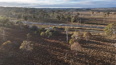 Aerial View of Rural Highway Through Australian Outback Countryside Vidéo 345219313