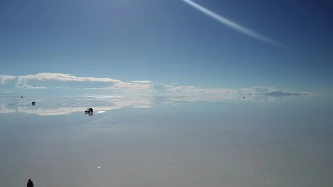 Aerial view of salt flat Salar de Uyuni, sky reflection - Bolivia, South America Stock-Footage 104186553