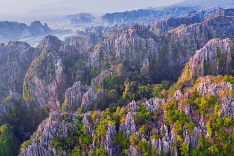 Aerial view of sharp limestone mountains in Noen Maprang District, Phitsanulok Stock-Fotos