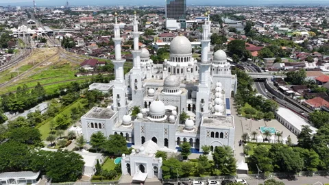Aerial view of Sheikh Zayed Grand Mosque Solo Surakarta, Indonesia. Stock Footage 333323345