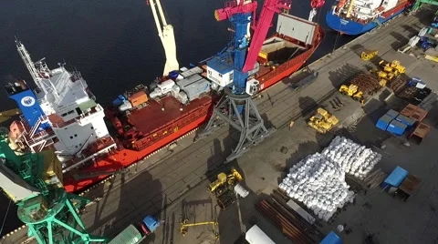 Aerial view of a ship in port under loading 3 Stockbeeldmateriaal 67548060
