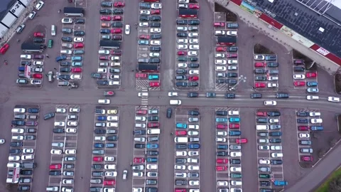 Aerial view, shopping mall Stockbeeldmateriaal 147326700