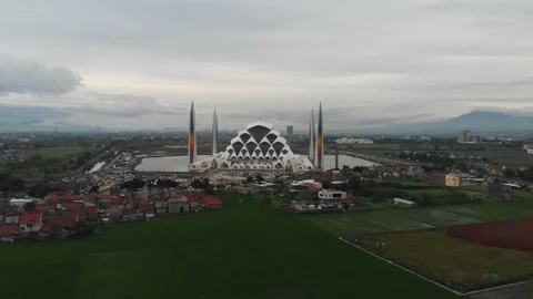 The aerial view from side of mosque 库存影片 229603347