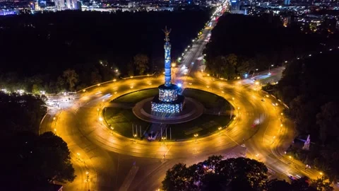 Aerial view of "Siegessaeule" (Victory Column) at t Stern in Berlin-Tiergarten 库存影片 145702323