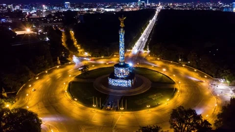 Aerial view of Siegessaeule (Victory Column) at t Stern in Berlin-Tiergarten Video stock 145702379