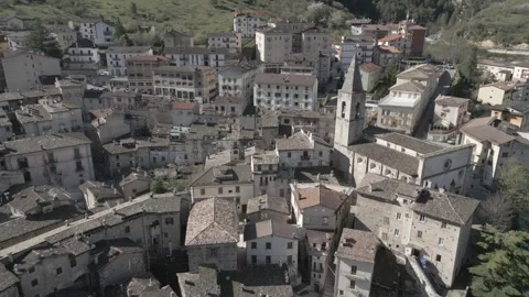 Aerial view of the small medieval town of Scanno, Abruzzo, Italy Video stock 308115957