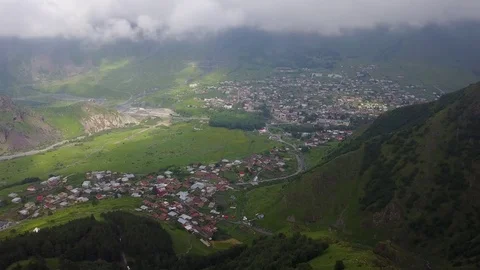 Aerial view of small town Stepantsminda near mountain Kazbek, Georgia 스톡 동영상 83319308