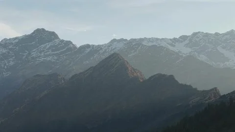 Aerial View of Snow Capped Himalayan Mountains Near Tungnath Uttarakhand India 库存影片 334363307