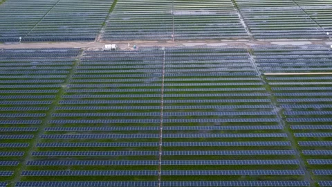 Aerial view of a solar farm producing renewable energy Vídeos de archivo 340486322
