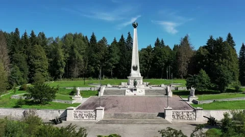 Aerial view of the Soviet Army Memorial in Svidnik, Slovakia 库存影片 142601830