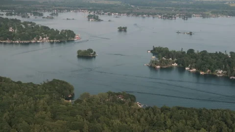 Aerial view of the St. Lawrence River on a summer day. Stock-Footage 341735156