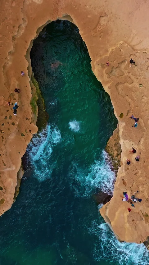 Aerial view St Peter's Pool in Malta. A famous beach in Malta for adrenaline 库存影片 343325635