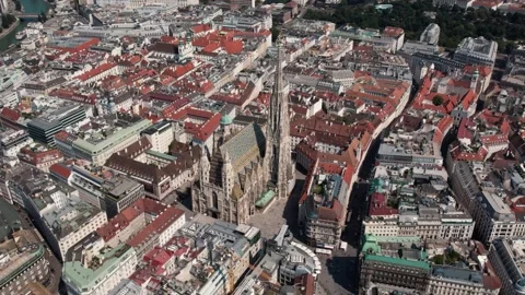 Aerial View of St Stephens Cathedral in Vienna Video stock 342719595