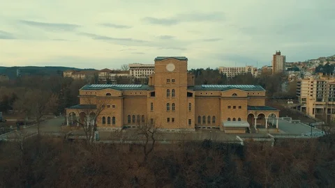 Aerial view of State art gallery building Boris Denev in Veliko Tarnovo-4k Stock Footage 102654493