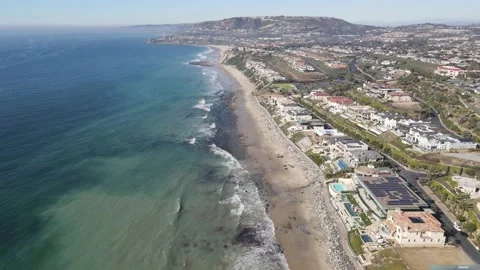 Aerial View Of Strands Beach - Beach Houses, California Coastline 動画素材 145995555
