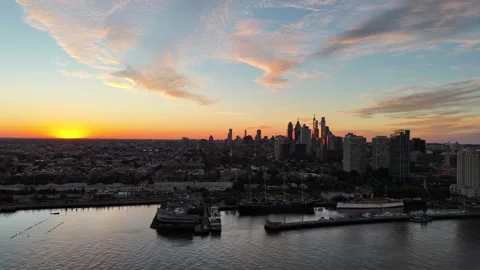 Aerial View of Sun Setting Behind Center City Philadelphia Video stock 279530607