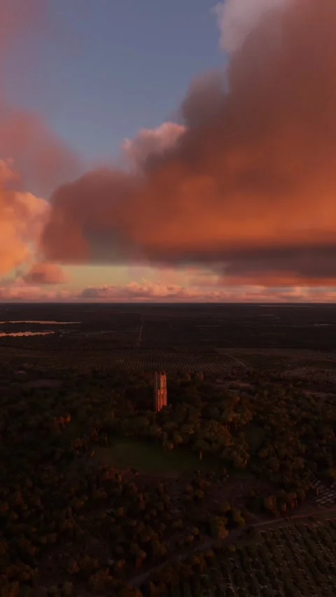 Aerial view at sunset of Bok Tower Gardens - Lake Wales in Florida Video stock 284884217