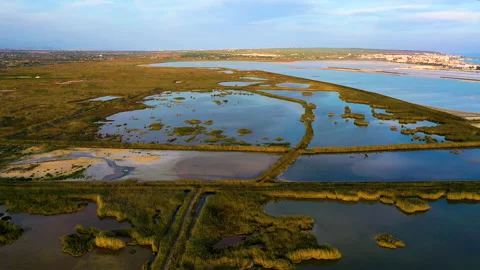 Aerial view of sunset in Las Salinas de Santapola, Spain. Vídeos de archivo 166461988