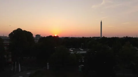Aerial view of sunset over Bremen skyline with ZARM Fallturm tower Germany Vídeo Stock 336858212