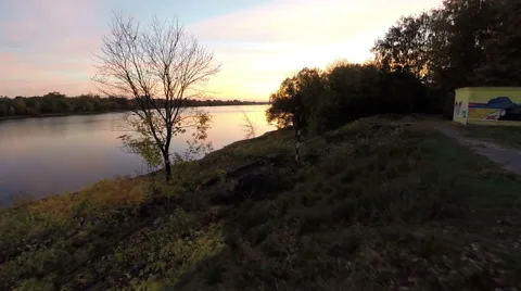 Aerial view sunset over the river (forward) 動画素材 61890006