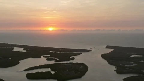 Aerial view of sunset over tranquil waters, Mexico. Stock-Footage 284848119