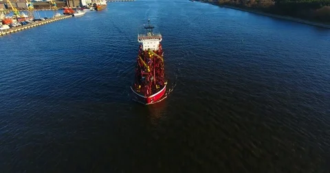 Aerial view of support vessel in motion from the front - 5 動画素材 73928192